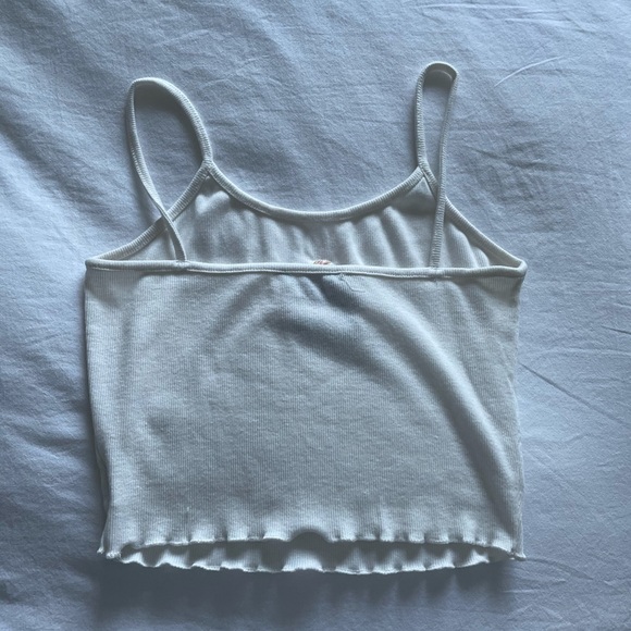 SHEIN CROP TOP - Picture 4 of 5